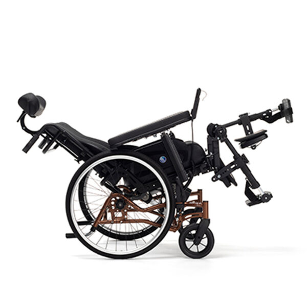 Silla basculante, con asiento y respaldo reclinable, reposacabezas control postural de tronco, para alteraciones neurológicas graves